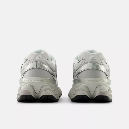 New Balance 9060 RAINCLOUD / TRUFFLE SALT